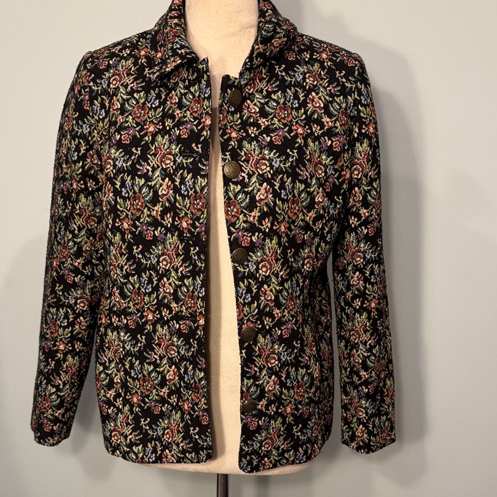 The TOG Shop Vintage Floral Black Women's tapestry Jacket Size 10P
